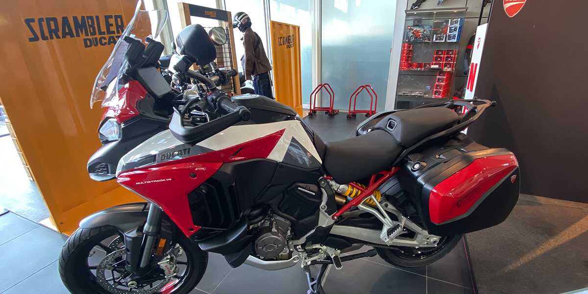 multistrada V4s sport full