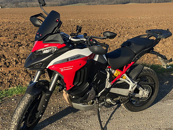 Avis client WRS Bulle Multistrada V4S