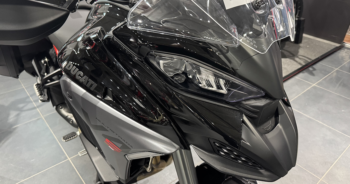 Covering moto Multistrada